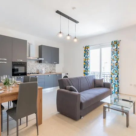 Apartment Charming 3bed In St Pauls 3-hosted By Sweetstay *