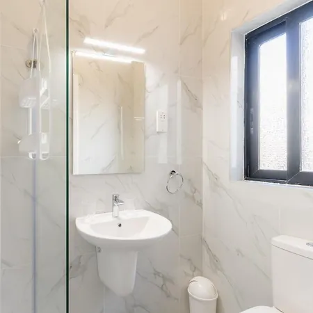 Charming 3bed In St Pauls 3-hosted By Sweetstay